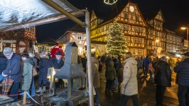 20251206_182056_Wanfried,Weihnachtsmarkt.jpg